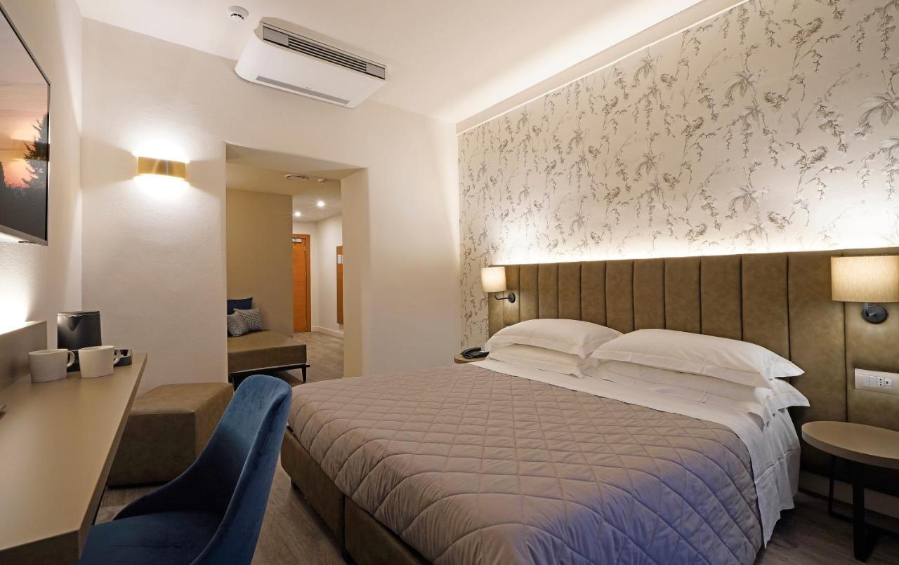 Hotel Du Lac Gardone Riviera Eksteriør billede