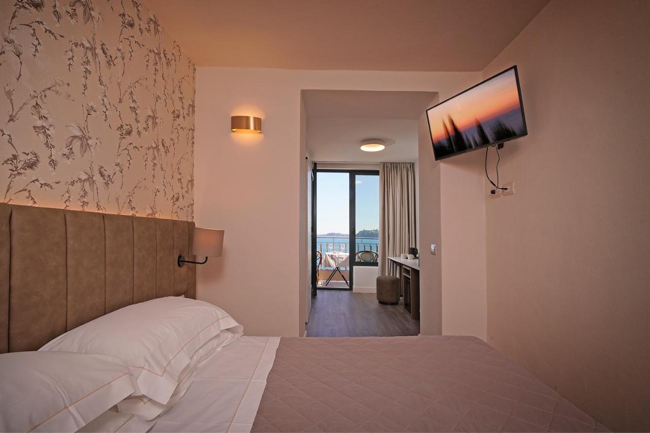 Hotel Du Lac Gardone Riviera Eksteriør billede
