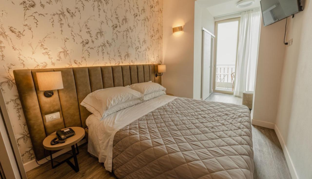 Hotel Du Lac Gardone Riviera Eksteriør billede