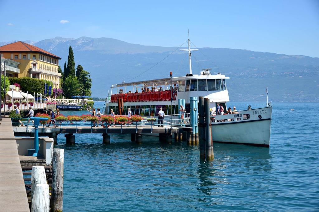 Hotel Du Lac Gardone Riviera Eksteriør billede